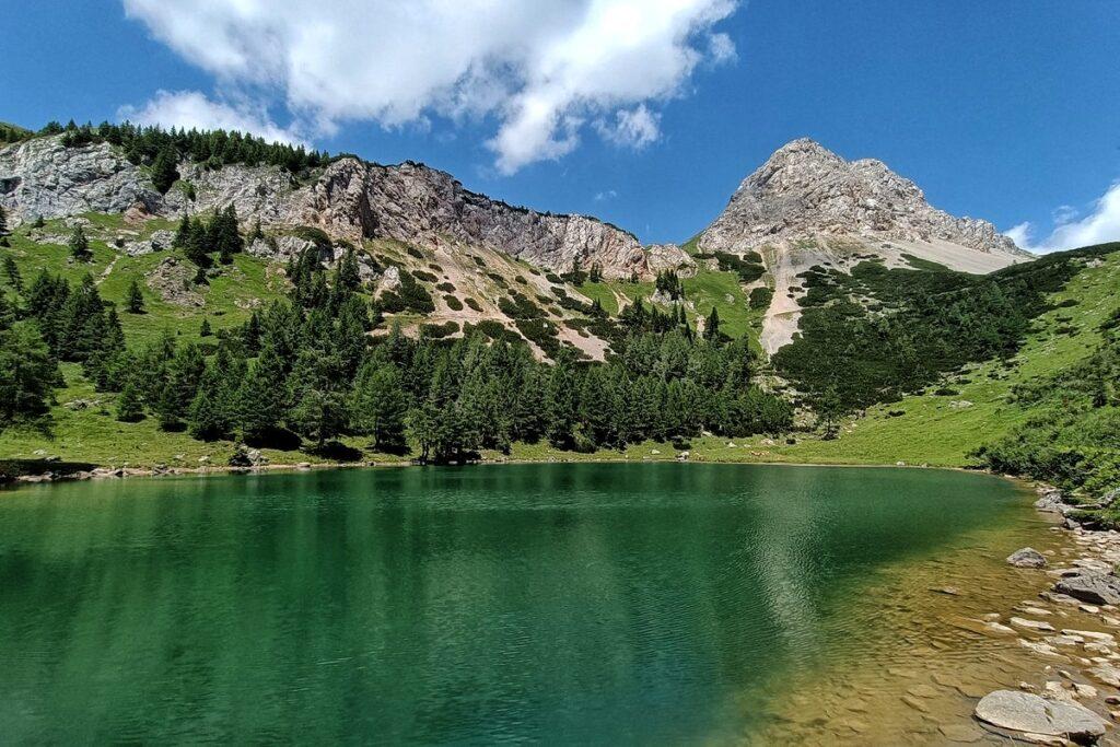 lago di bordaglia in alta carnia